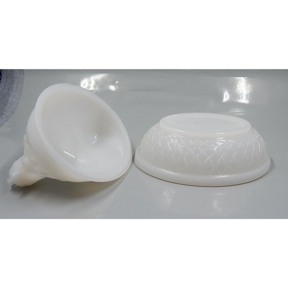 Hazel Atlas Hen on Nest White Translucent Milk Glass Opalescent Candy Dish - Picture 11 of 12